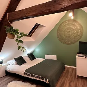 https://apt-le-nid-douillet-hypercentre-studio.fr-paris.fr